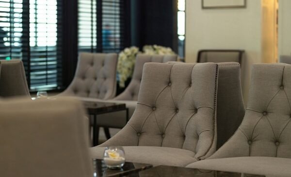 The Coral Executive Lounge – Domestic (DMK) - Image 2