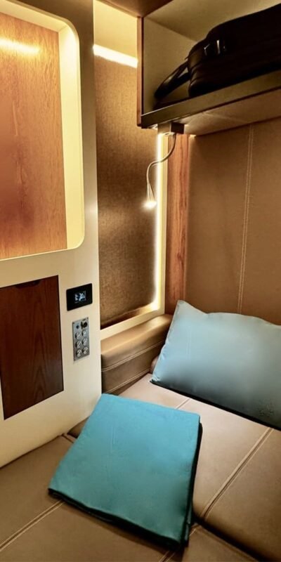 Sleep Pods at Dubai Airport Terminal 3 C Gates – 6 Hours