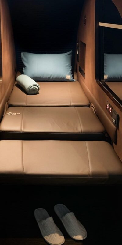 Sleep Pods at Dubai Airport Terminal 3 A Gates – 6 Hours